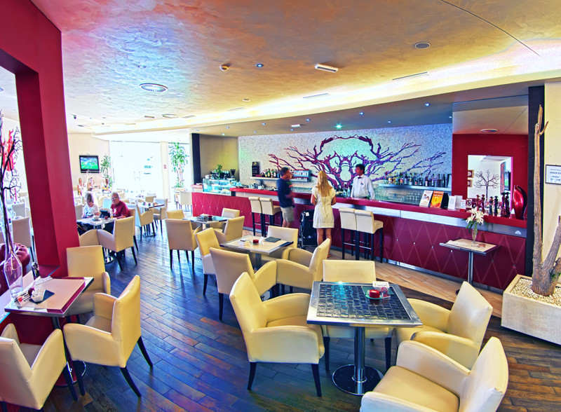 Grand Hotel Parkcroatiabarjpg.jpg