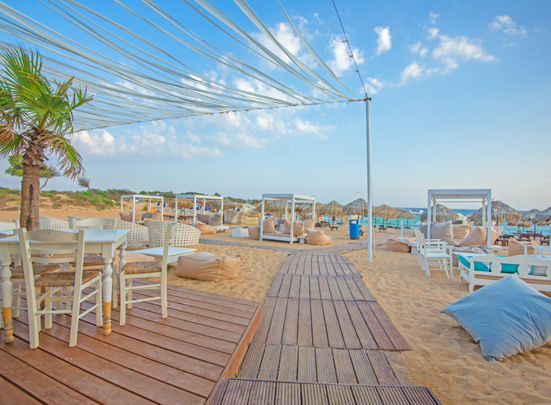 Beach House at Dome Beach Hotel