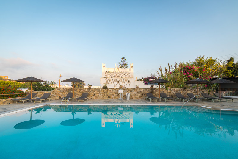 Vienoulas Garden Hotel Pool3
