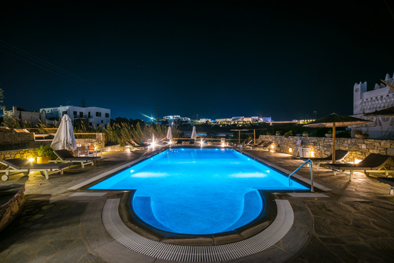 Vienoulas Garden Hotel Pool4