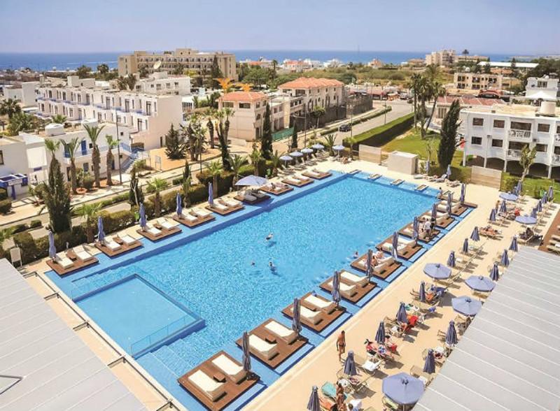 Nestor Hotel, Pool area