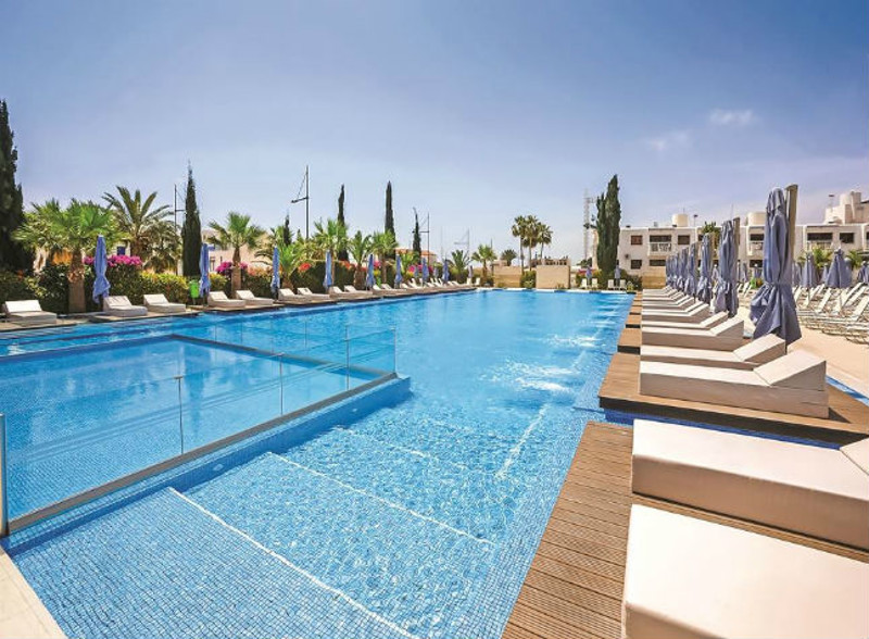 Nestor Hotel, Pool