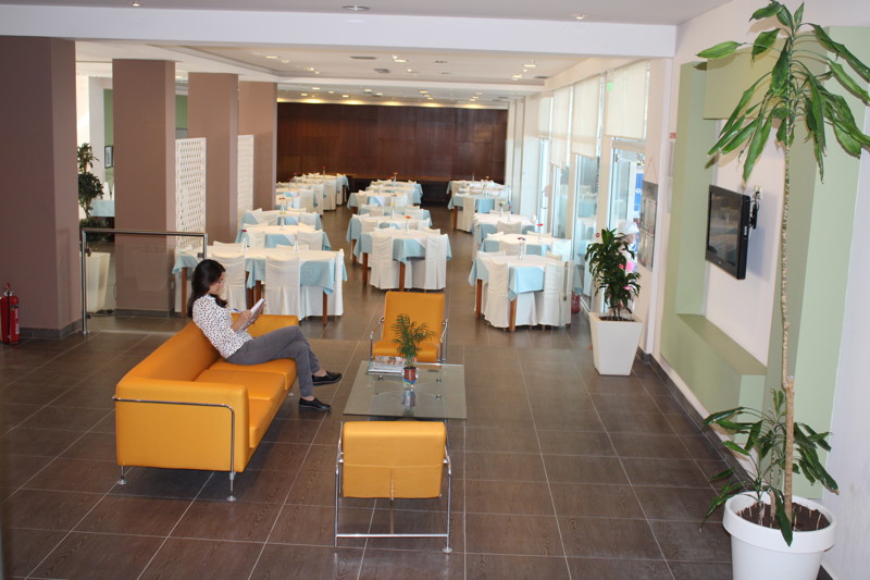Dassia Beach Hotel, Lobby and Dining Area
