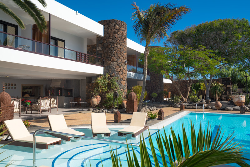 Villa Vik Boutique Hotel Pool1