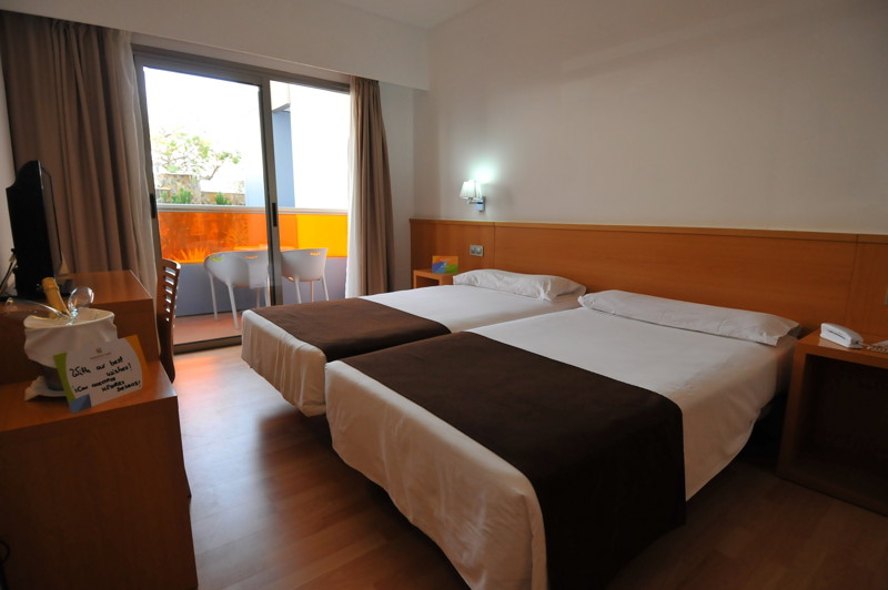 Paradise Park Fun Lifestyle Hotel Twin Classic Room
