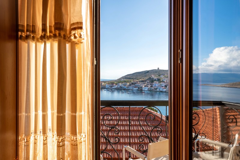 Villa Lola, sea views