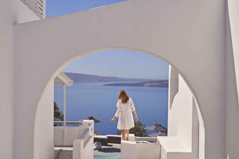 Mr And Mrs White Santorini 2