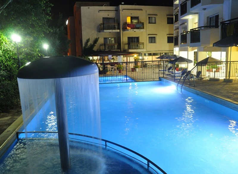 Mariela Hotel Apartments, Pool at night