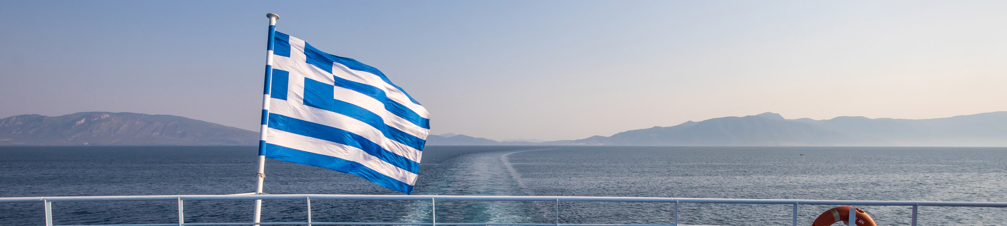 Why Go Island Hopping In Greece?