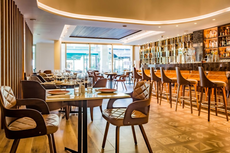 Leonardo Boutique Hotel. Cafe