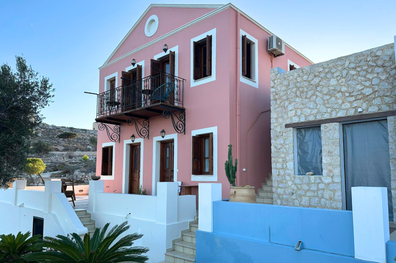 Front view of Agnanti House -Ftenagia
