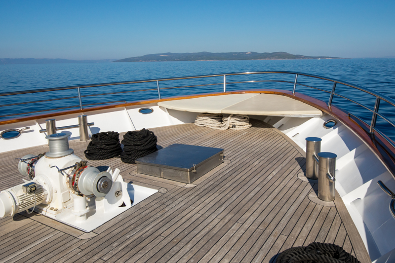 Diamond cruise - Deck
