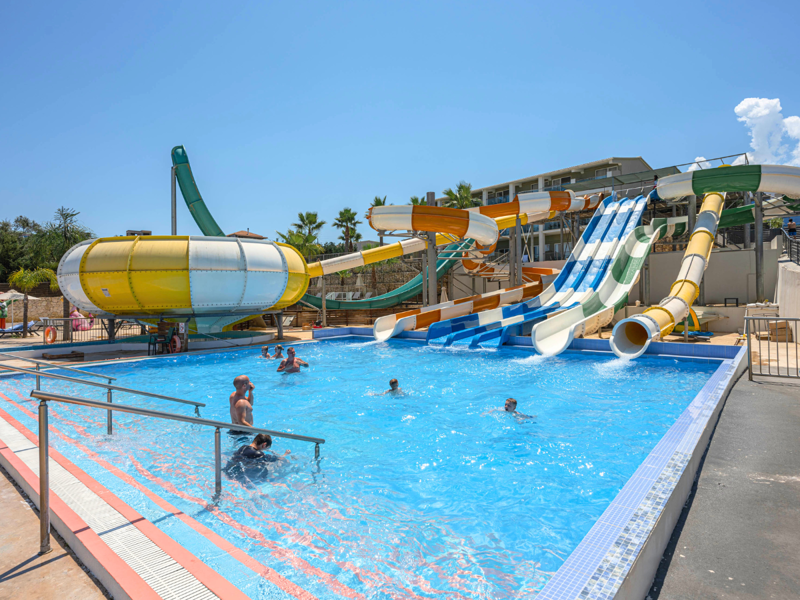 Waterpark Fun at Caretta Paradise