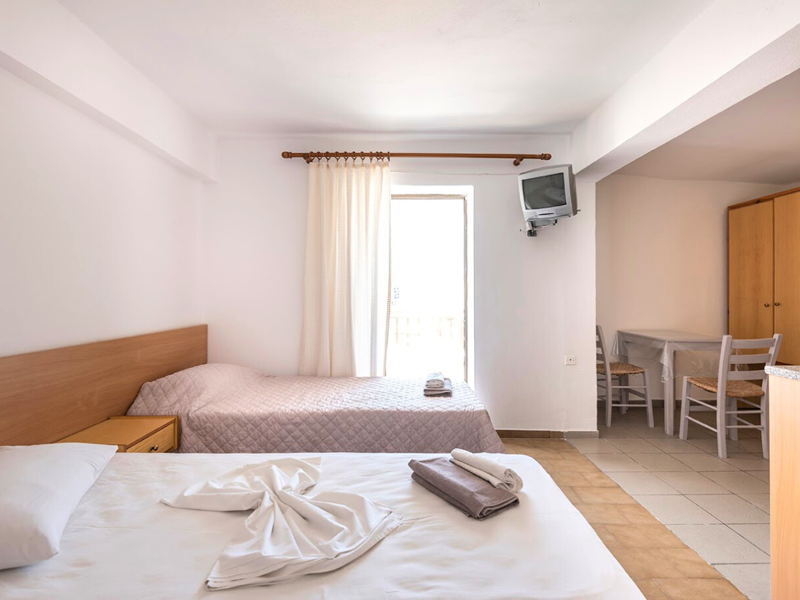 Standard Studio Bedroom at Kardamena Holiday Apartments
