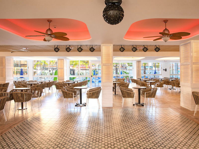 Restaurant at Ambassador Playa II