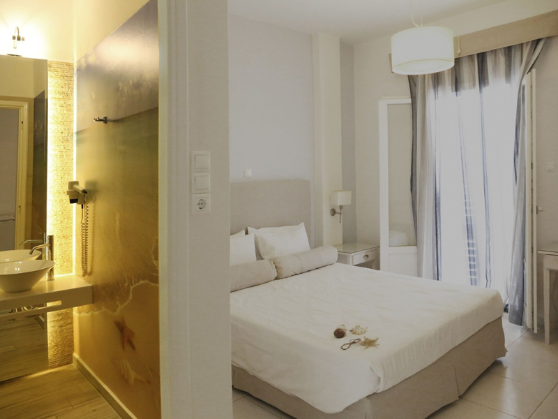 Small Double Room at Benois Hotel Syros