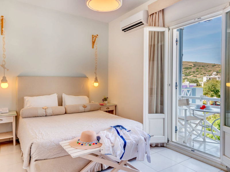 Double Room Bed at Benois Hotel Syros