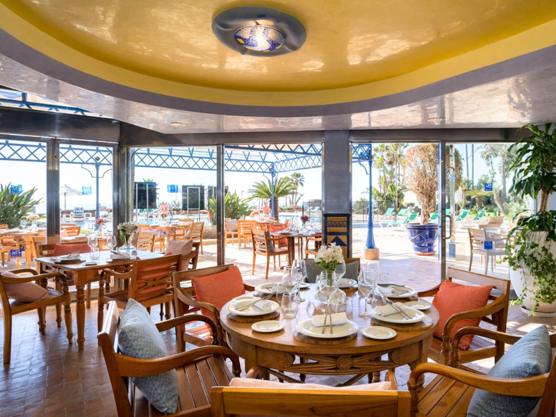 Dining at Ms Amaragua