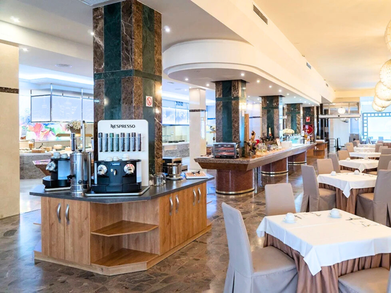 Restaurant at Ms Amaragua