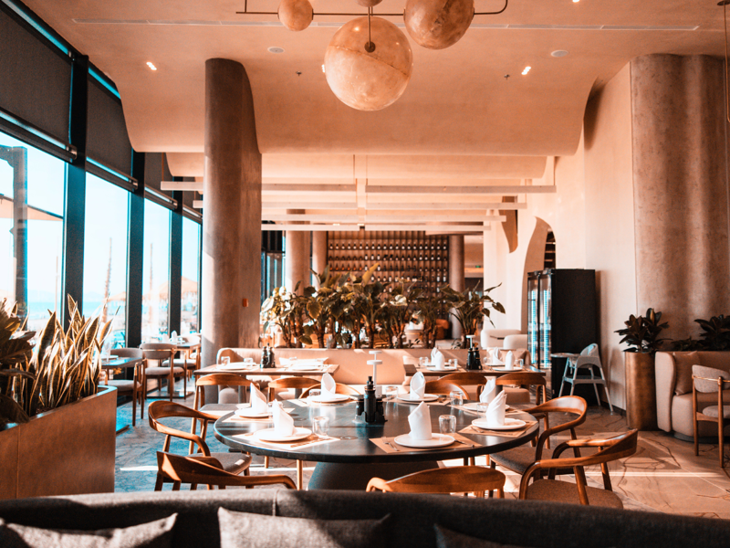 Restaurant in Royal G Deluxe