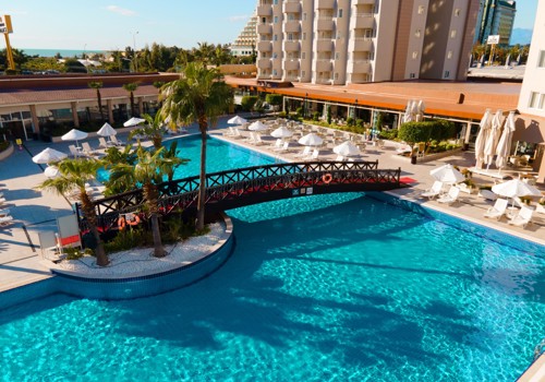 Pool at Grand Park Lara